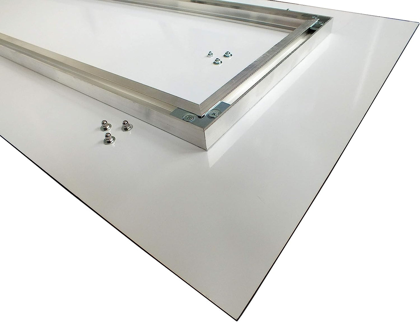 Garderobe - Rosie Detail