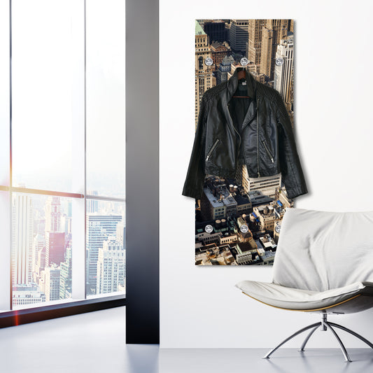 Garderobe - Big City Detail