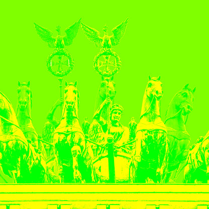 Acrylglasbild - Berlin Brandenburger Tor Siegesgöttin Grün