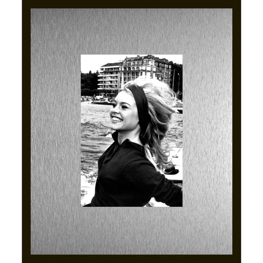 Rahmenbild mit Alupassepartout - Brigitte Bardot