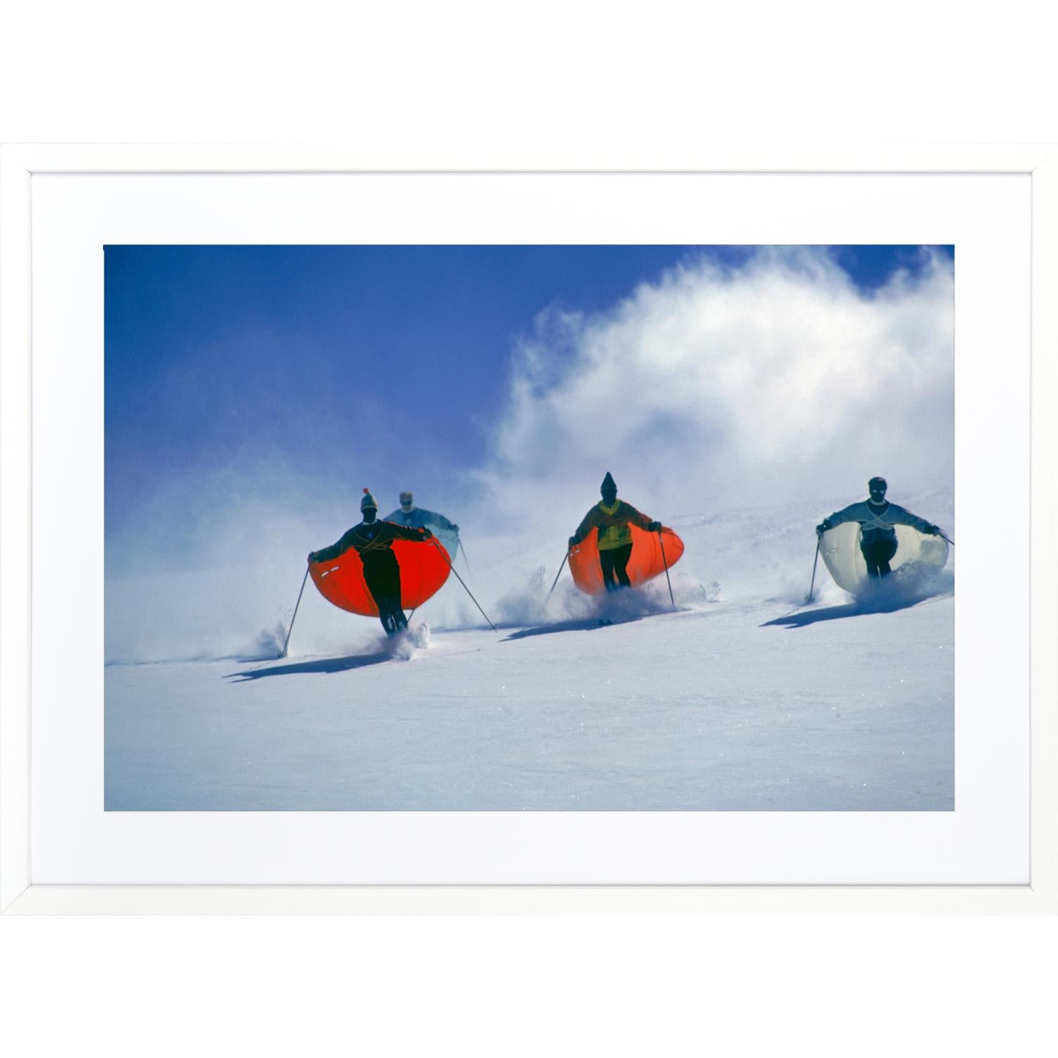 Slim Aarons - Caped Skiers Detail